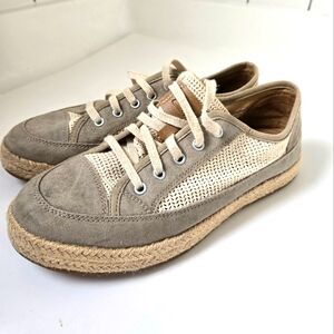 CLARKS COLLECTION soft cushion sneakers